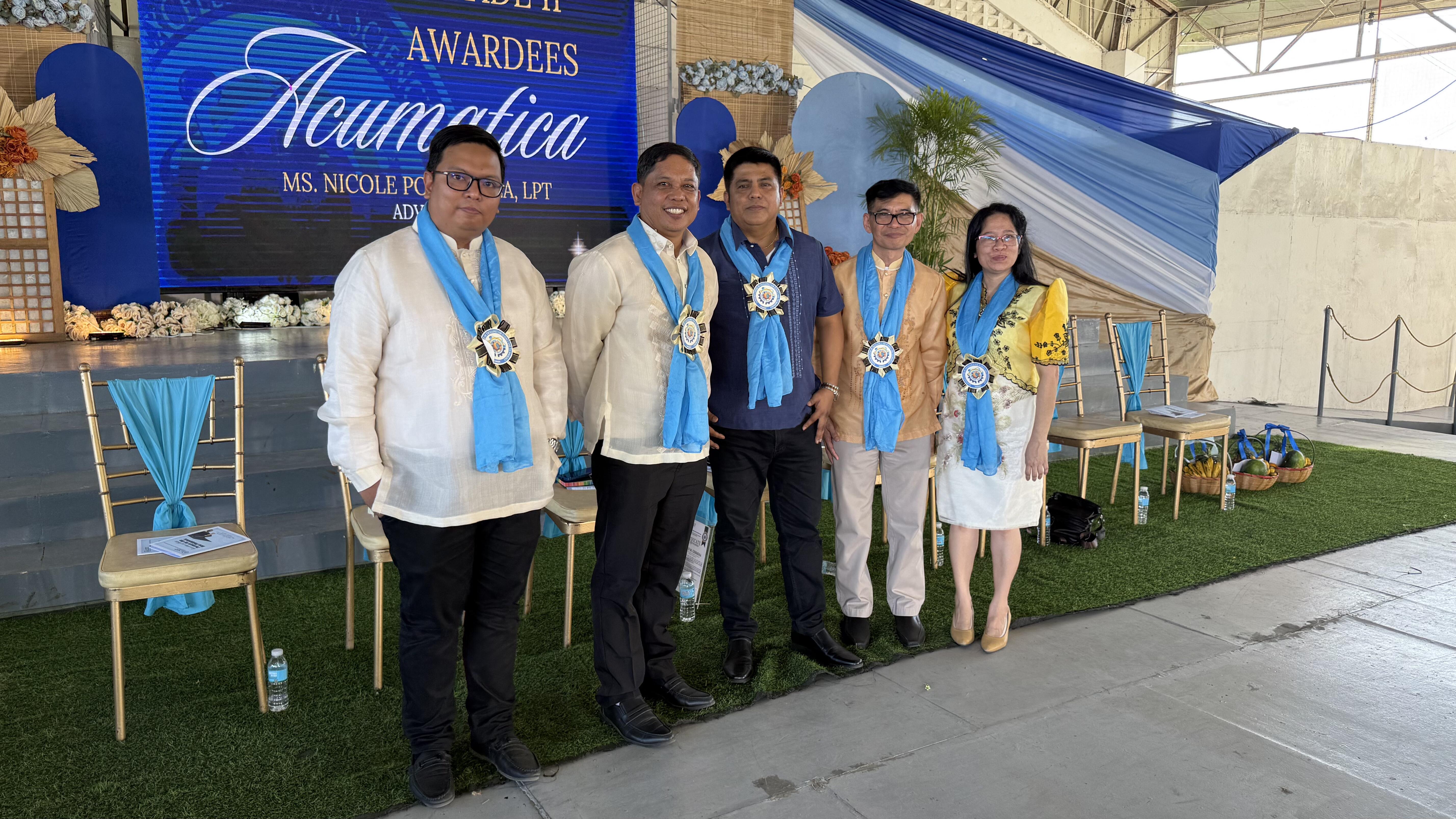 Faculty and school community